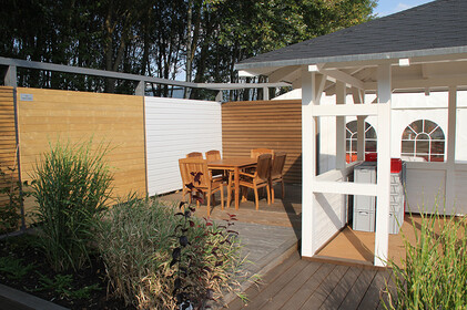 Ausstellungsfläche Terrassenholz Ausstellungsfläche Terrassenholz