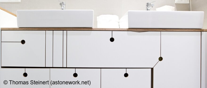 Hochwertige Möbel aus dekorativem Sperrholz