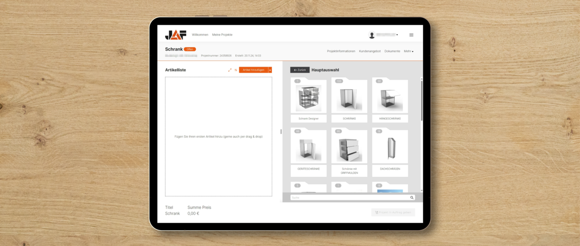 Möbelteile-Shop zeigt eine Tabelle mit Artikelnummern, Beschreibungen und weiteren Informationen. 