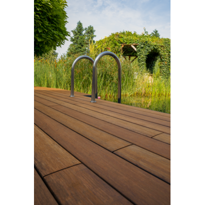 Bambus Terrassendiele Bamboo X-treme® Bombiert, geölt, GRAD; Terrassendiele; Bamboo X-treme® GRAD; Thermobehandelt; UK (Unterkonstruktion), UK-Abstand und Befestigung sind Empfehlungen; Holz-Alu, Perfect Rail,Holz-Alu, Flat Rail,Holz-Holz, GRAD Stab; Kalkulationsrichtpreis mit Berücksichtigung eines durchschnittlichen Dielenabstands von 6 mm; Volldiele; Bambus; A; Klasse 1; dunkelbraun; Dunkelbraun; ruhig; Asien; GRAD; Perfect Rail; Thermoholz Bambus Terrassendiele Bamboo X-treme Bombiert, geölt, GRAD dunkelbraun; Terrassendiele; Bamboo X-treme® GRAD; Thermobehandelt; UK (Unterkonstruktion), UK-Abstand und Befestigung sind Empfehlungen; Holz-Alu, Perfect Rail,Holz-Alu, Flat Rail,Holz-Holz, GRAD Stab; Kalkulationsrichtpreis mit Berücksichtigung eines durchschnittlichen Dielenabstands von 6 mm; Volldiele; Bambus; A; Klasse 1; dunkelbraun; Dunkelbraun; ruhig; Asien; GRAD; Perfect Rail; Thermoholz