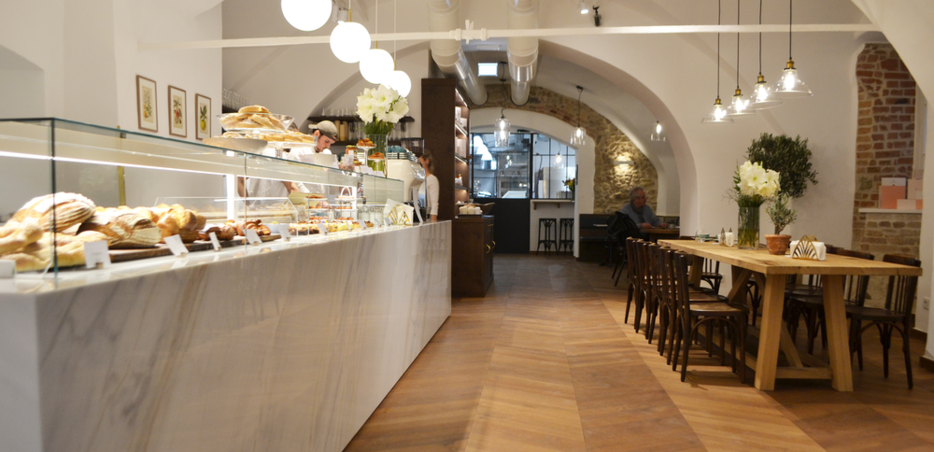 Deisl Massivholzböden Eiche gedämpft mix, geschliffen, roh; Massivdielen; Eiche; Nut + Feder; Nut Feder; massiv; roh; 1-Stab; gedämpft mix; geschliffen; geschliffen; Dieser Boden wird in Mischlängen geliefert – Fixlängen auf Anfrage.; Eiche gedämpft mix