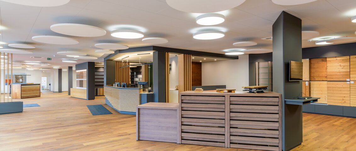 JAF Niedlerlassung St. Florian - Schauraum | © Wolfgang Simlinger 