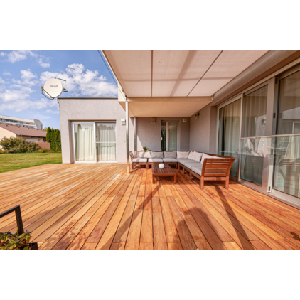 Ipé Terrassendiele FAS KD Glatt/Glatt; Terrassendiele; kiln dried (KD); Das Vorbohren der Holzdielen wird unbedingt empfohlen,UK (Unterkonstruktion), UK-Abstand und Befestigung sind Empfehlungen; Holz-Holz, Distanzhalter,Holz-Alu, sichtbare Befestigung; Kalkulationsrichtpreis mit Berücksichtigung eines durchschnittlichen Dielenabstands von 6 mm; Volldiele; Ipé; Klasse 1; hellbraun,dunkelbraun; lebhaft; Südamerika; Rotholz; Massivholz