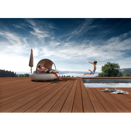 Ipé Terrassendiele; Terrassendiele; Kalkulationsrichtpreis mit Berücksichtigung eines durchschnittlichen Dielenabstands von 6 mm; Volldiele; Ipé; Klasse 1; hellbraun,dunkelbraun; lebhaft; Südamerika; Massivholz Ipé Terrassendiele FAS AD Glatt/Glatt Kanten gerundet; Terrassendiele; air dried (AD); Das Vorbohren der Holzdielen wird unbedingt empfohlen,UK (Unterkonstruktion), UK-Abstand und Befestigung sind Empfehlungen; Holz-Holz, Distanzhalter,Holz-Alu, sichtbare Befestigung; Kalkulationsrichtpreis mit Berücksichtigung eines durchschnittlichen Dielenabstands von 6 mm; Volldiele; Ipé; Klasse 1; hellbraun,dunkelbraun; lebhaft; Südamerika; Rotholz; Massivholz Ipé Terrassendiele FAS KD Bombiert Grad®; Terrassendiele; kiln dried (KD); UK (Unterkonstruktion), UK-Abstand und Befestigung sind Empfehlungen; Holz-Alu, Perfect Rail,Holz-Alu, Flat Rail; Kalkulationsrichtpreis mit Berücksichtigung eines durchschnittlichen Dielenabstands von 6 mm; Volldiele; Ipé; Klasse 1; hellbraun,dunkelbraun; lebhaft; Südamerika; Grad®; Perfect Rail; Massivholz Ipé Terrassendiele FAS KD Glatt/Glatt Kanten gerundet; Terrassendiele; kiln dried (KD); Das Vorbohren der Holzdielen wird unbedingt empfohlen,UK (Unterkonstruktion), UK-Abstand und Befestigung sind Empfehlungen; Holz-Holz, Distanzhalter,Holz-Alu, sichtbare Befestigung; Kalkulationsrichtpreis mit Berücksichtigung eines durchschnittlichen Dielenabstands von 6 mm; Volldiele; Ipé; Klasse 1; hellbraun,dunkelbraun; lebhaft; Südamerika; Rotholz; Massivholz Ipé Terrassendiele KD Glatt/Glatt Kanten gerundet, seitlich genutet; Terrassendiele; kiln dried (KD); Das Vorbohren der Holzdielen wird unbedingt empfohlen,UK (Unterkonstruktion), UK-Abstand und Befestigung sind Empfehlungen; Holz-Holz, Distanzhalter,Holz-Alu, sichtbare Befestigung; Kalkulationsrichtpreis mit Berücksichtigung eines durchschnittlichen Dielenabstands von 6 mm; Volldiele; Ipé; Klasse 1; hellbraun,dunkelbraun; lebhaft; Südamerika; Rotholz; Massivholz