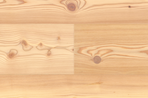 Musterplatte Admonter Parkett Landhausdiele Lärche weiß; Parkett; Lärche Admonter Landhausdiele Lärche weiß; Parkett; Landhausdiele; Lärche; ca. 3,6 mm; Fichtenstäbe; Vollholz; weiss; weiss; hell; 1-Stab; umlaufend gefast (4V) Admonter Landhausdiele Lärche weiß; Parkett; Stammbaum; Landhausdiele; Lärche; ca. 3,6 mm; Nadelholz; weiß; weiß; hell; 1-Stab; umlaufend gefast (4V) Admonter Landhausdiele classic Lärche weiß naturelle, gebürstet, lock-it, Natur-geölt EASY CARE; Parkett; Stammbaum; Landhausdiele; Lärche; Klick; lock it; ca. 3,6 mm; Nadelholz; geölt; Natur geölt EASY CARE; weiß; weiß; hell; astig; naturelle; 1-Stab; umlaufend gefast (4V); gebürstet; gebürstet Eurowood Landhausdiele Nadelholz Lärche weiss, 4-seitig gefast, gebürstet, Natur-geölt; Parkett; Nadelholz; Landhausdiele; Lärche; Klick; Lock-System für leimfreie Verlegung; 3-Schicht; ca. 3,6 mm; querliegend aus Nadelholz; Nadelholz; geölt; geölt; weiss; weiss; mittel; astig; markant; 1-Stab; umlaufend gefast (4V); gebürstet; JAFLG15LI240195B4BÖH