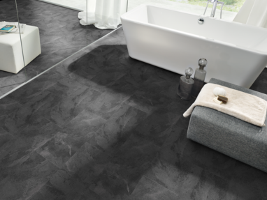 Tilo Vinylboden Eleganto SPA Schiefer natur, 4-seitig gefast, sand, Twist PLUS lackiert; Schiefer; Vinylboden; Eleganto SPA; Steinoptik; Klick; FIX-Verbindung; Rigid Boards mit integrierter Trittschalldämmung; ca. 0,55 mm; Rigid Board; IXPE Trittschalldämmung; lackiert; Twist Plus lackiert; grau; natur; dunkel; NK 33; Fliese; umlaufend gefast (4V); strukturiert; sand; 100054701 Tilo Vinylboden Eleganto SPA Schiefer Natur, 4-seitig gefast, wave, Twist Plus-lackiert; Schiefer; Vinylboden; Eleganto SPA; Steinoptik; Klick; FIX-Verbindung; Rigid Boards mit integrierter Trittschalldämmung; ca. 0,55 mm; Rigid Board; IXPE Trittschalldämmung; lackiert; Twist Plus lackiert; schwarz; natur; dunkel; NK 33; Fliese; umlaufend gefast (4V); strukturiert; wave; 100010701